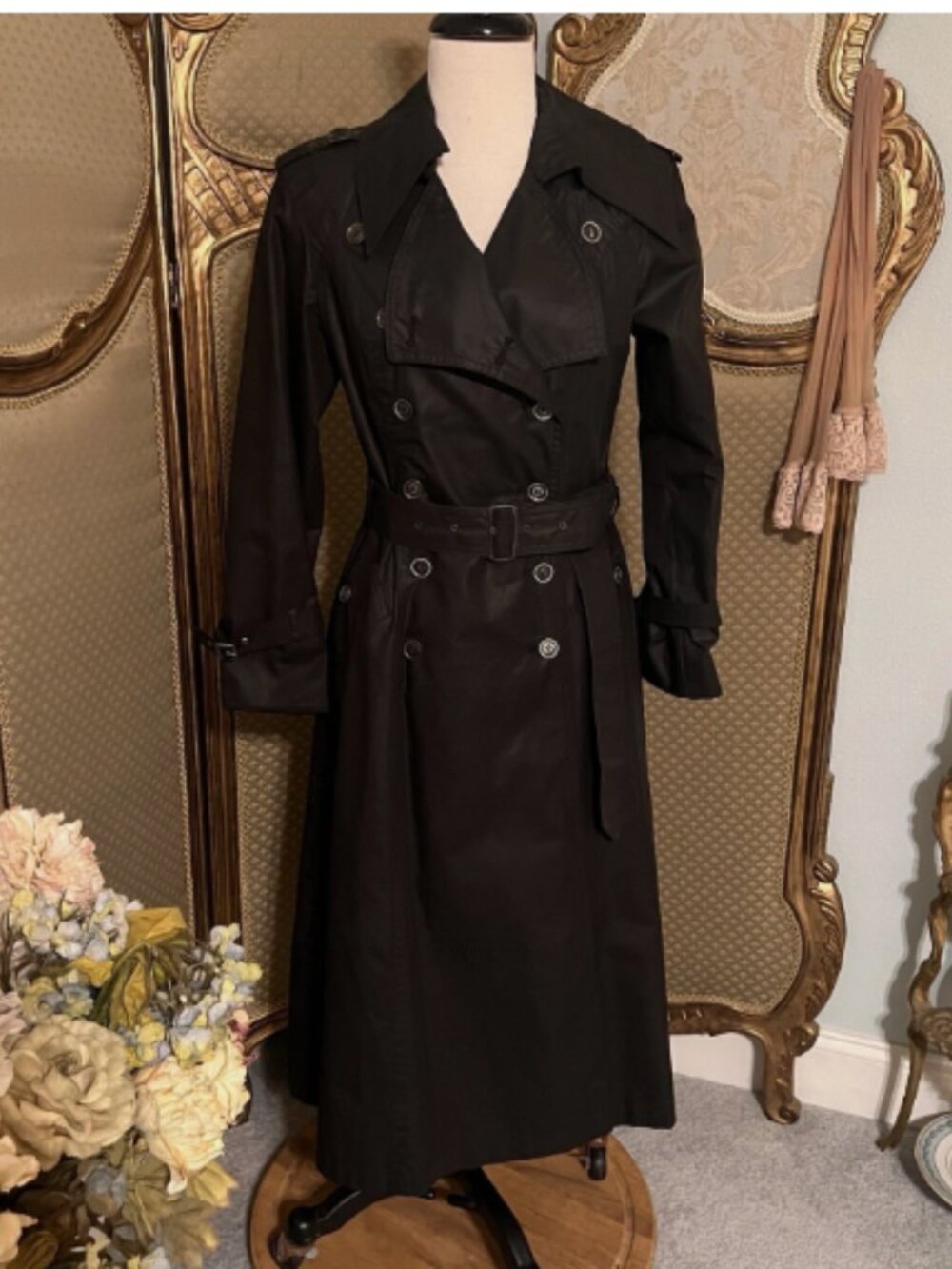 Bonders.  Size S-M.  Black Vintage Trench Coat.  Lined.  Double Breasted WTC